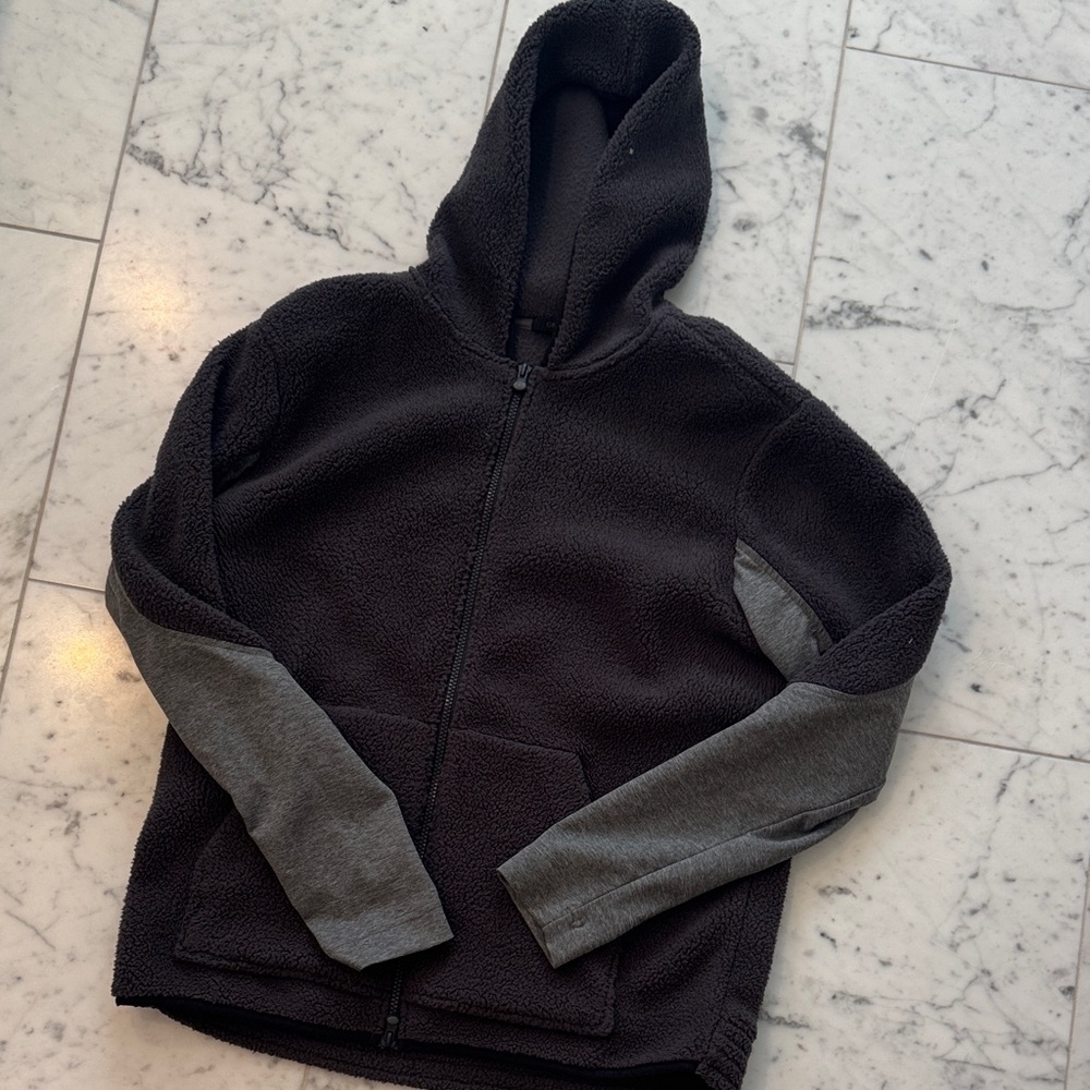 Greyson - Sherpa Jacket (Black and Gray Hooded Jacket)